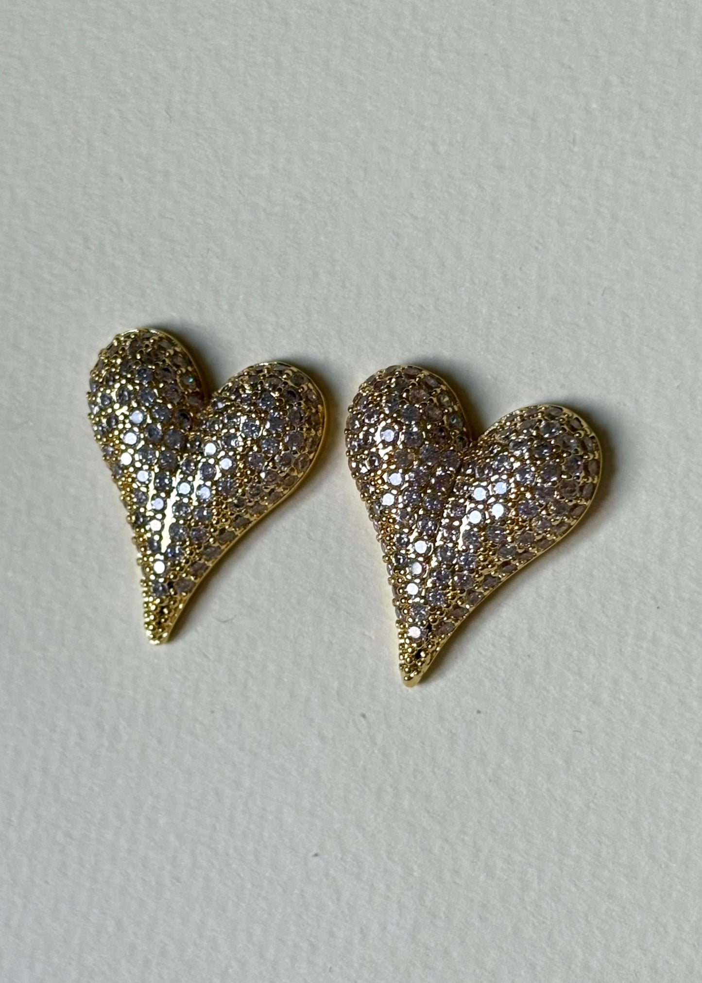 Aretes Corazones Dorados