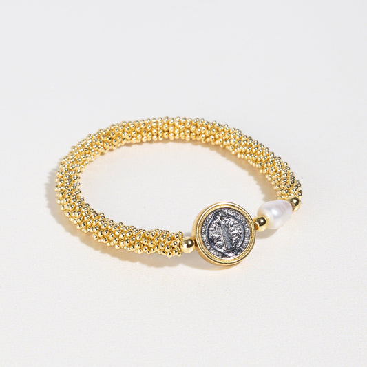 pulsera de cuentas dorada, pulsera de San Benito dorada, pulsera dorada con perla