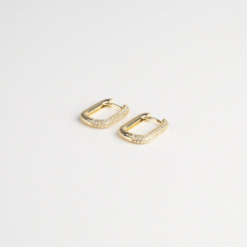 aretes arracadas, arracadas en tendencia, diseño atemporal, aretes del diario, joyería con zirconias